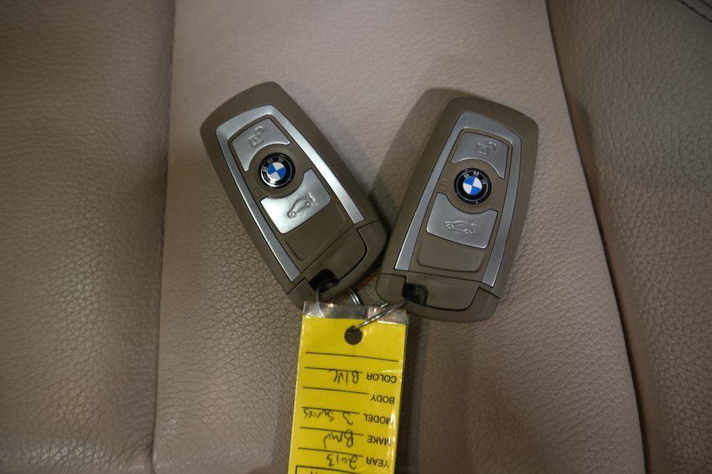 Used 2013 BMW 328i xDrive Sedan AWD/4WD image 29