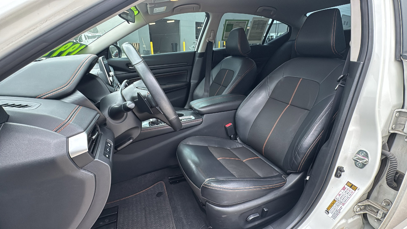 Used 2022 Nissan Altima 2.5 SR AWD/4WD image 13