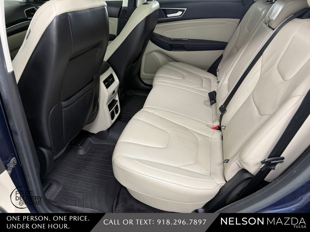 Used 2017 Ford Edge Titanium w/ Equipment Group 301A AWD/4WD image 33