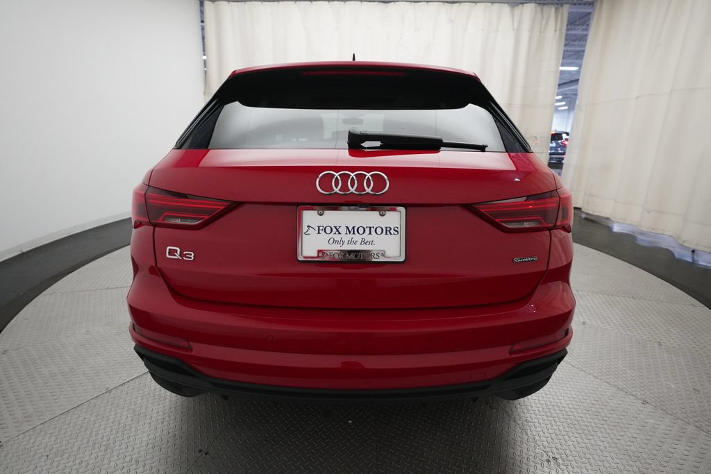 Certified 2022 Audi Q3 2.0T Premium Plus AWD/4WD image 27