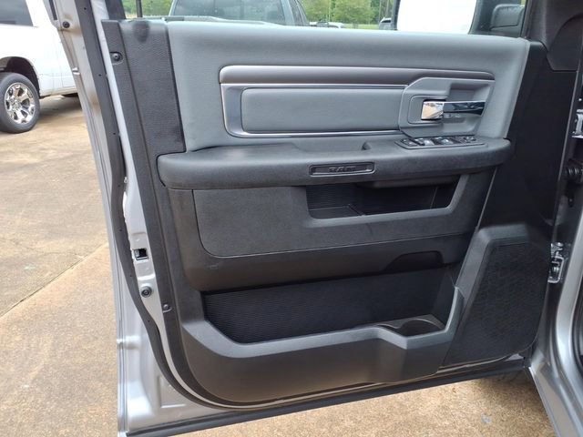 Used 2021 RAM 1500 Classic SLT RWD image 24
