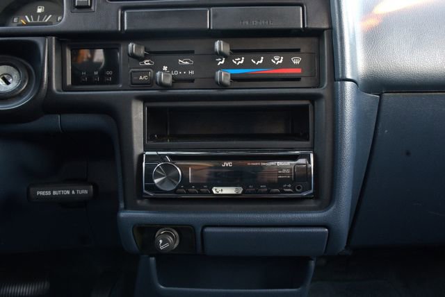 Used 1994 Toyota Pickup DX image 60