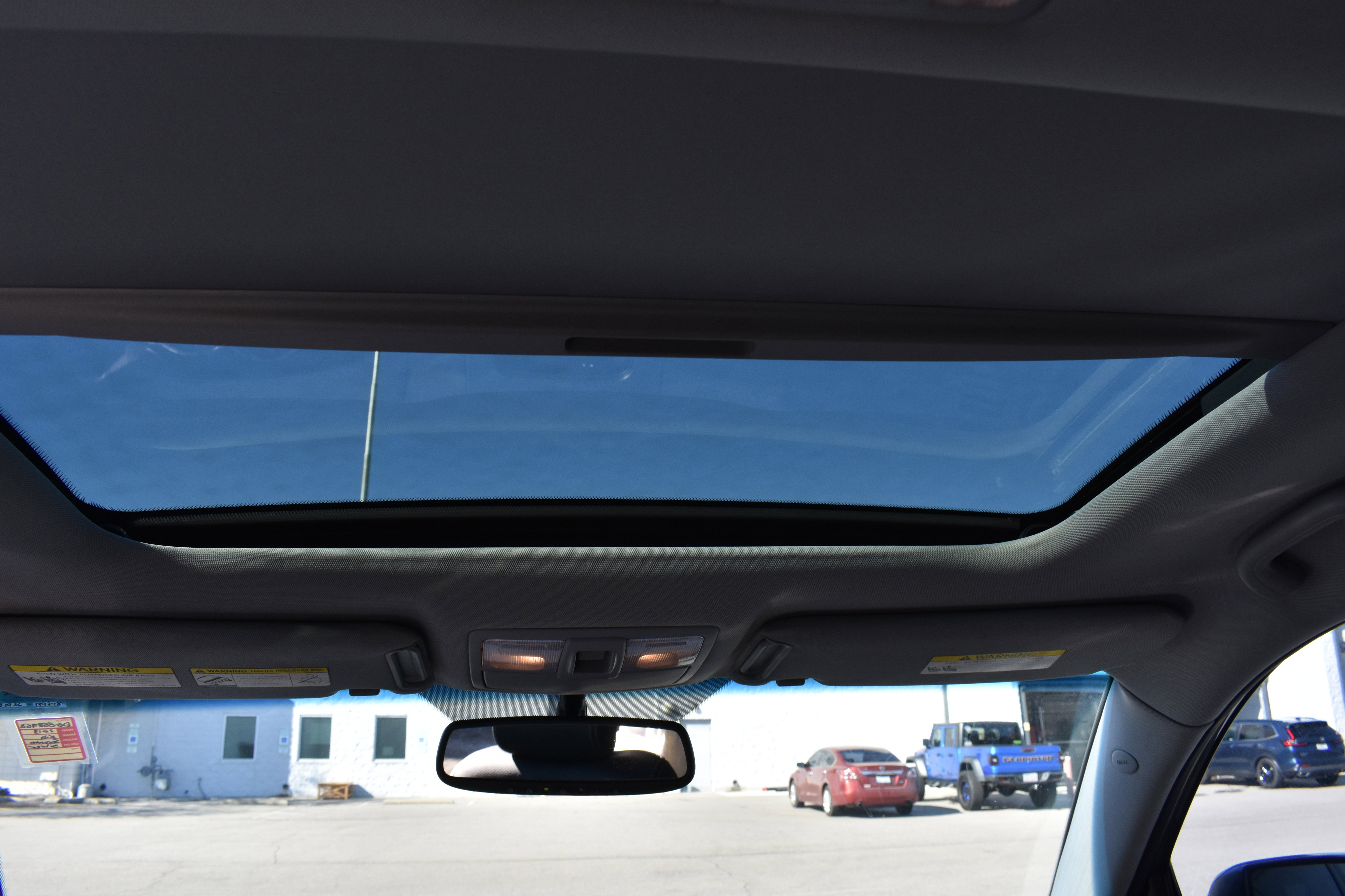 Used 2013 Kia Sorento SX w/ SX Premium Pkg image 31