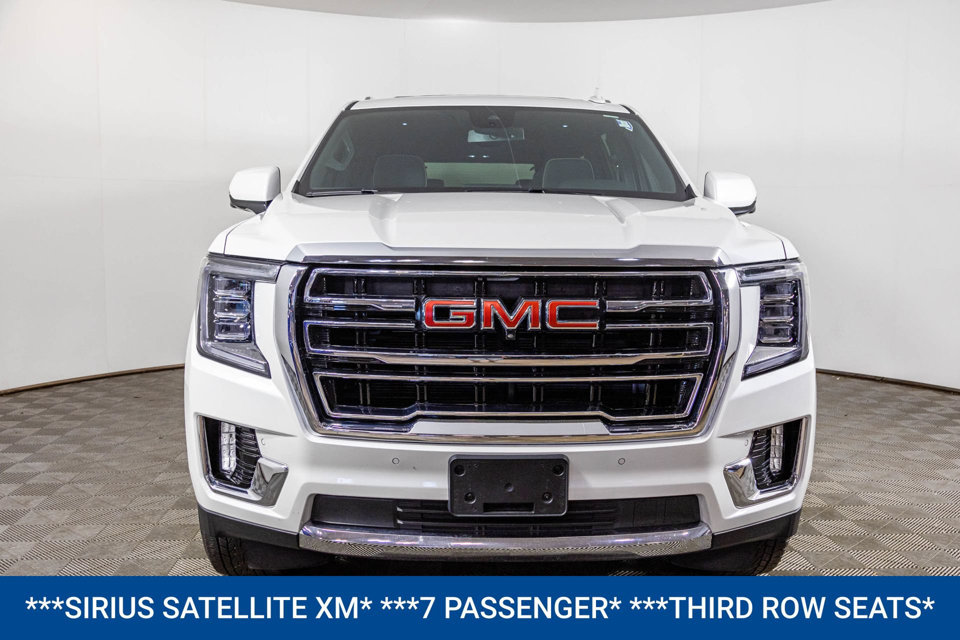 Used 2024 GMC Yukon XL SLT w/ SLT Luxury Package AWD/4WD image 17
