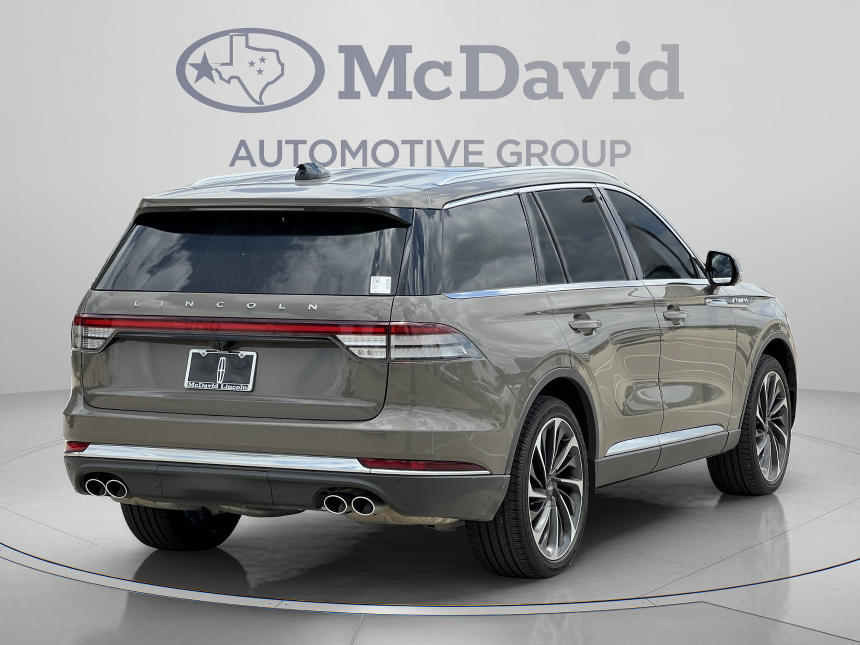 New 2025 Lincoln Aviator Reserve w/ Equipment Group 201A AWD/4WD image 7