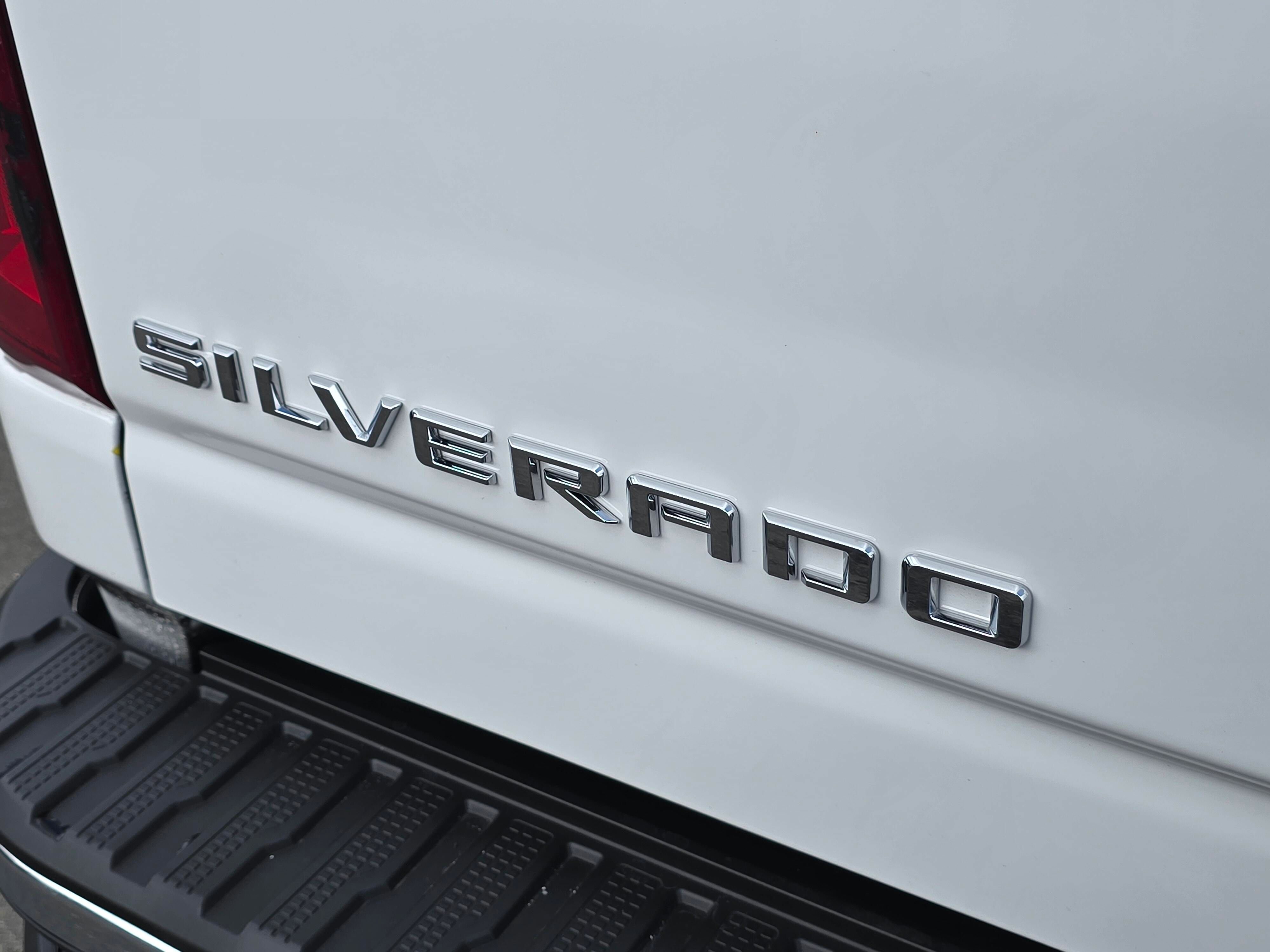 Used 2022 Chevrolet Silverado 3500 LTZ AWD/4WD image 9