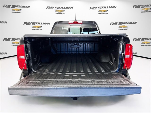 Used 2016 Chevrolet Colorado LT w/ Midnight Edition image 25