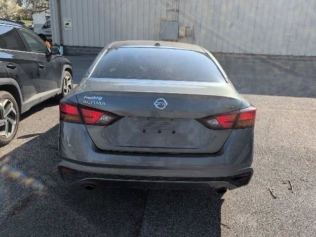 Used 2020 Nissan Altima 2.5 SR w/ Premium Package image 8