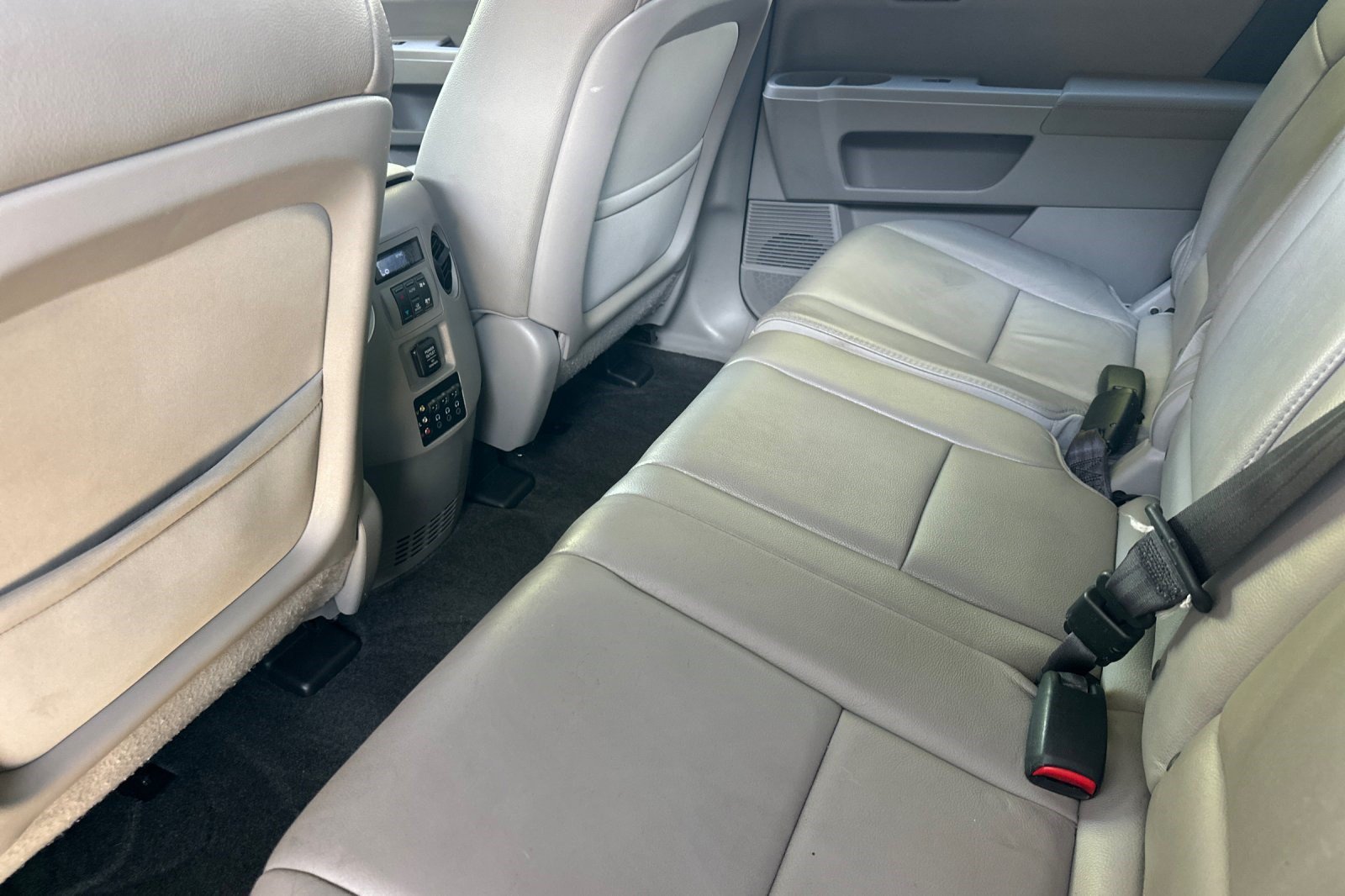Used 2012 Honda Pilot Touring image 26