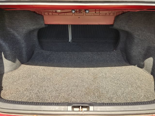 Used 2015 Toyota Camry LE FWD image 22