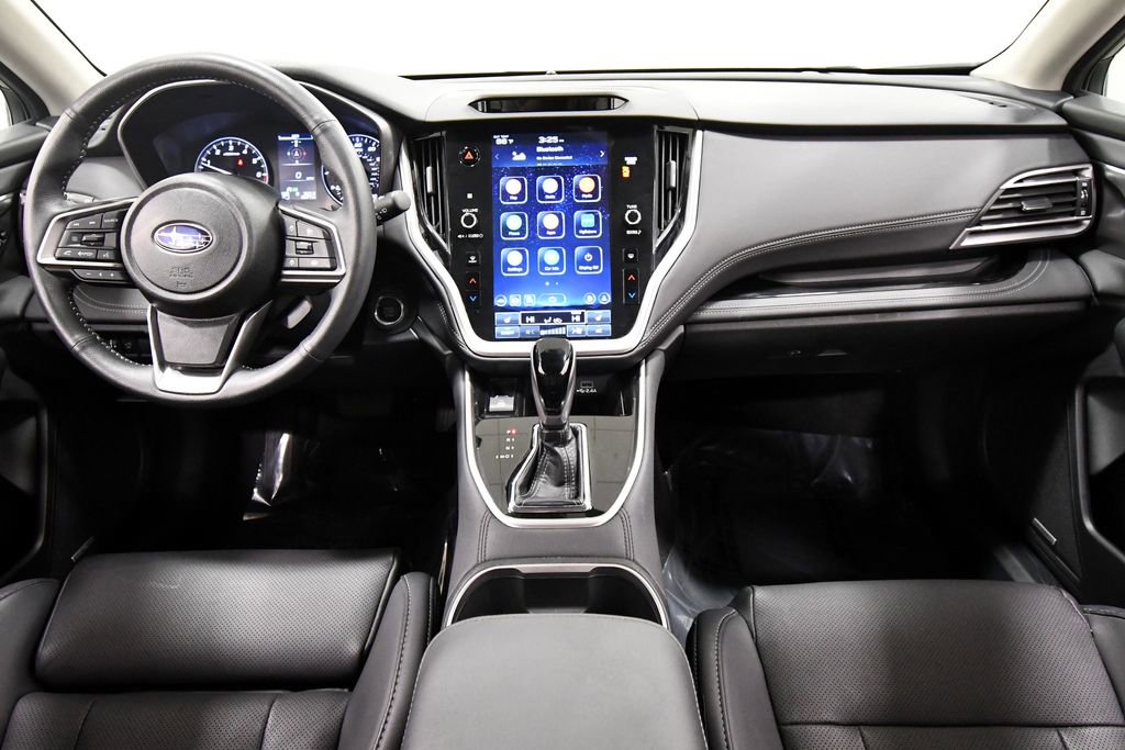 Used 2025 Subaru Outback Limited image 3