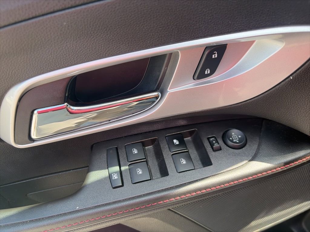 Used 2015 Chevrolet Equinox LT FWD image 14