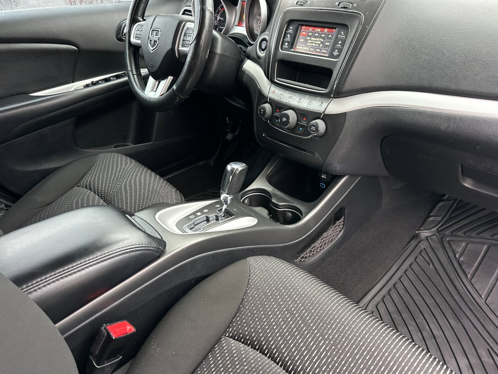 Used 2020 Dodge Journey SE w/ SE Popular Equipment Group image 17