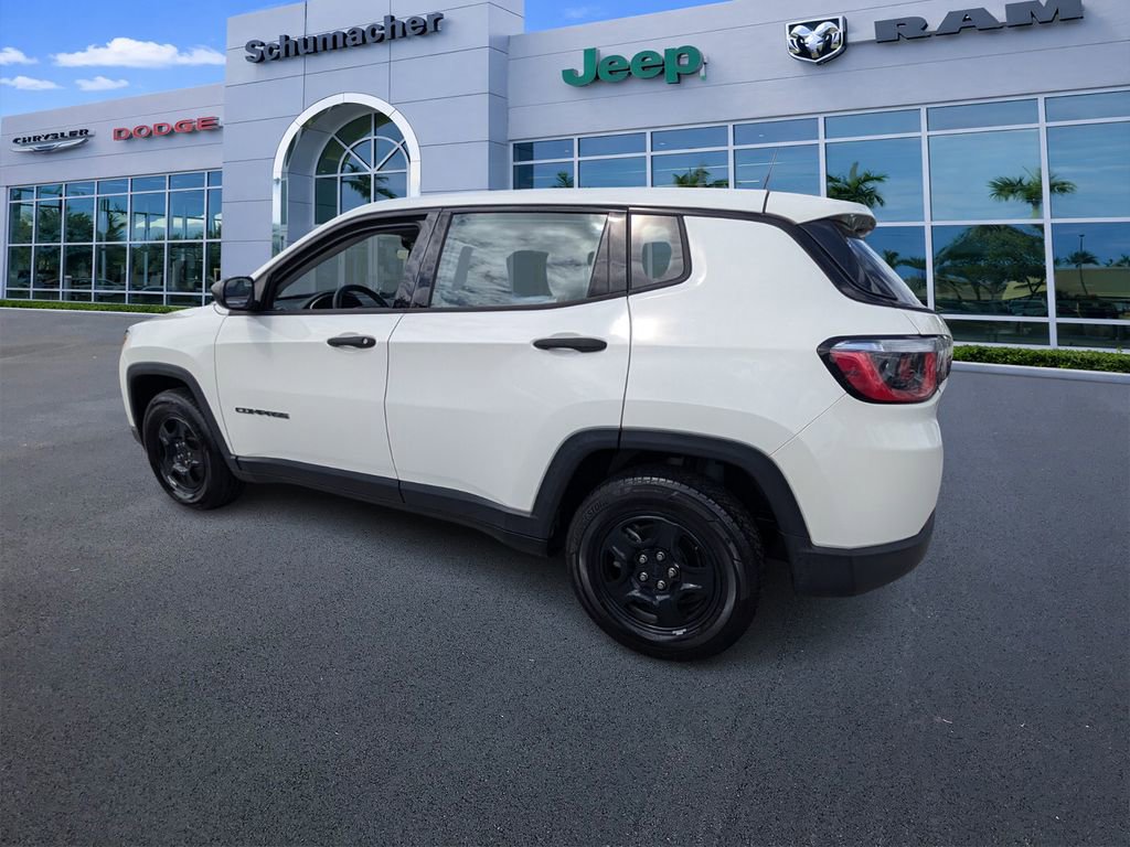Used 2018 Jeep Compass Sport image 5