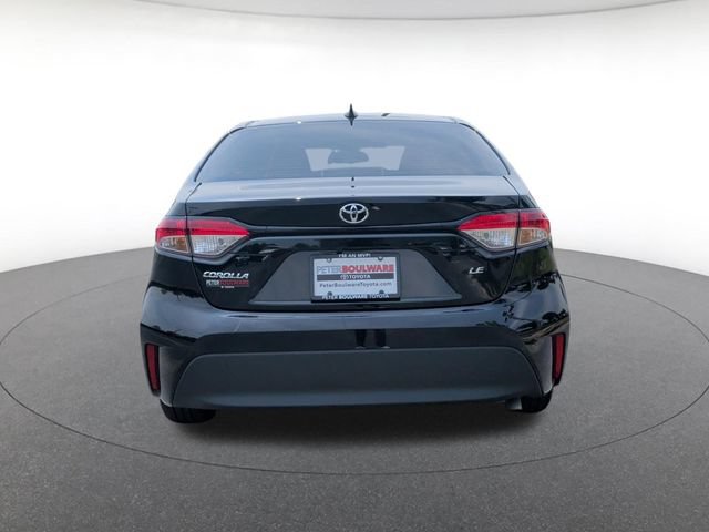 Used 2024 Toyota Corolla LE FWD image 5