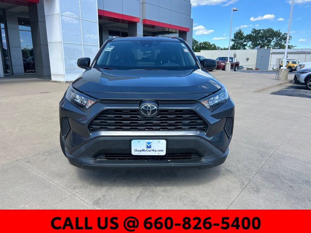Used 2020 Toyota RAV4 LE FWD image 2