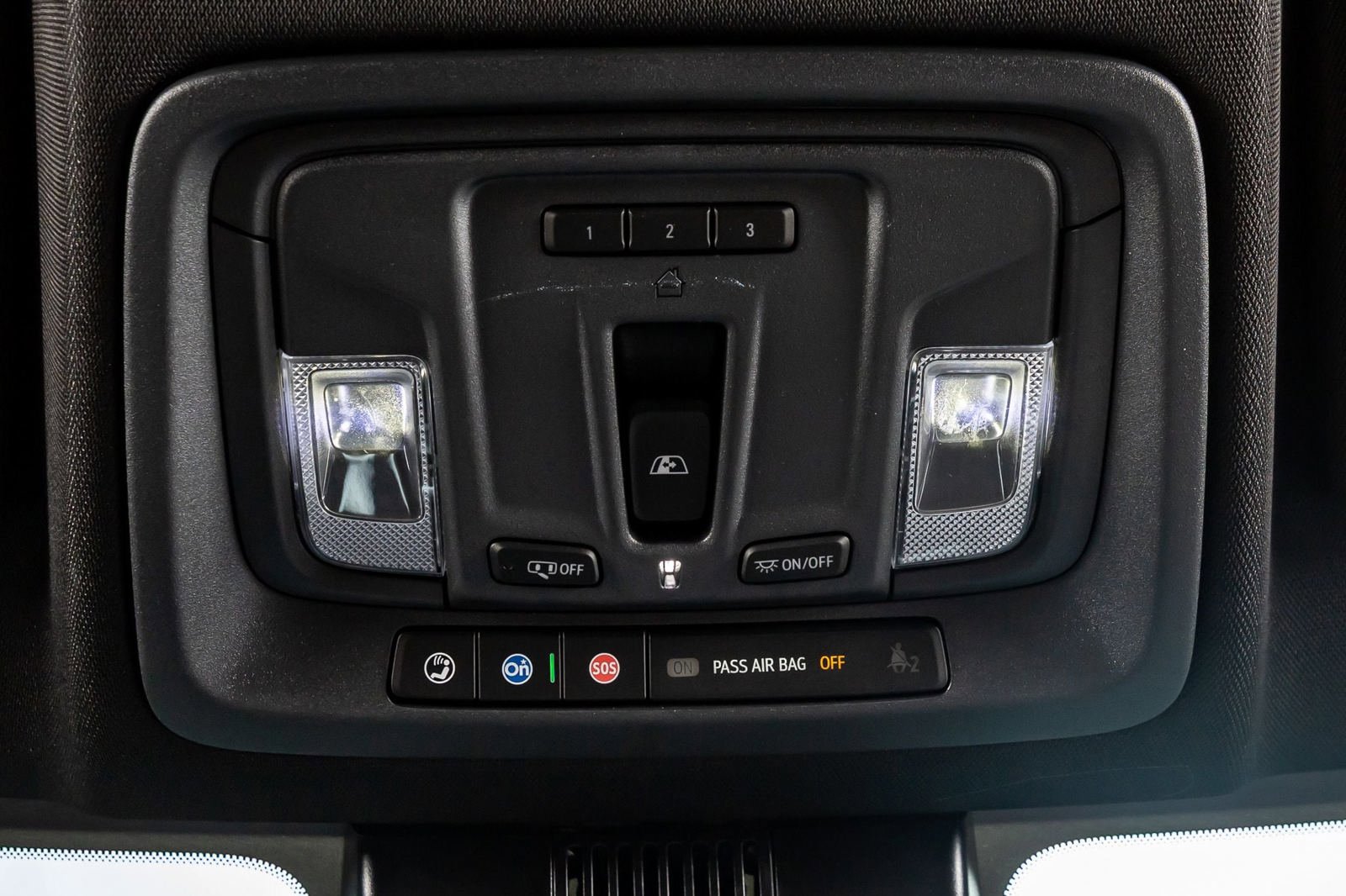Used 2025 Chevrolet Silverado 1500 High Country w/ Midnight Edition image 28