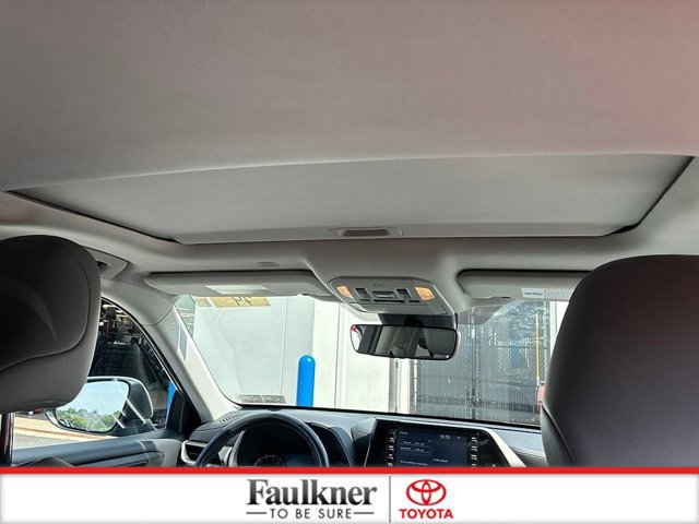 Certified 2020 Toyota Highlander XLE AWD/4WD image 26