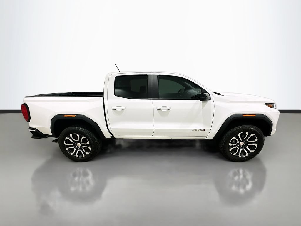 Used 2023 GMC Canyon AT4 w/ AT4 Premium Package AWD/4WD image 8