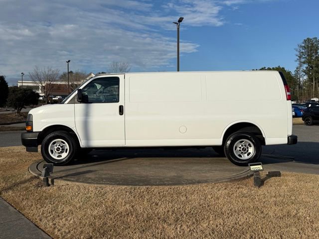 Used 2023 GMC Savana 2500 Work Van w/ Driver Convenience Package image 4