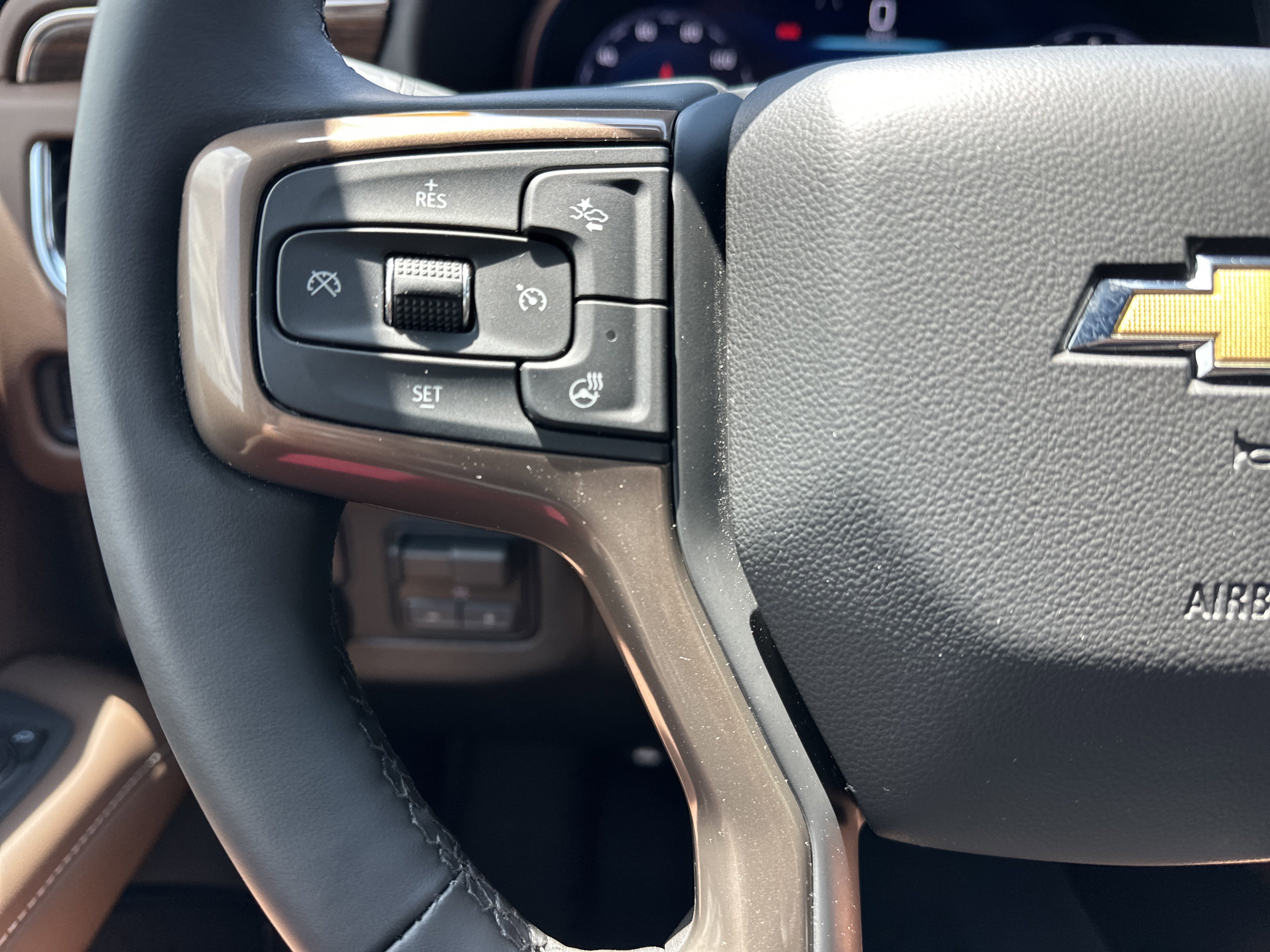 Used 2024 Chevrolet Tahoe High Country AWD/4WD image 19
