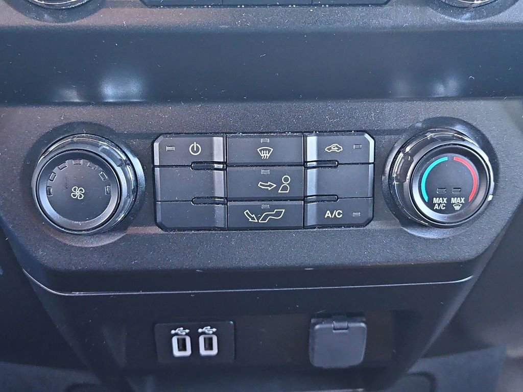 Used 2020 Ford F150 XLT image 39