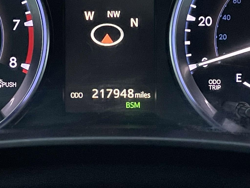 Used 2017 Toyota Highlander XLE image 39