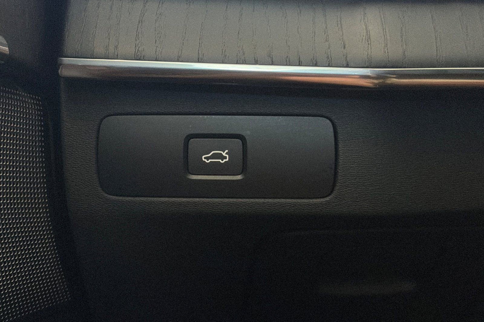 Used 2025 Volvo XC90 B6 Ultra w/ Lounge Package AWD/4WD image 32