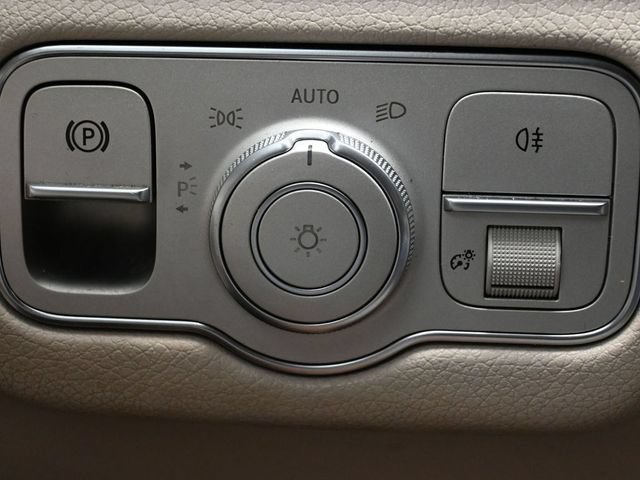 Used 2021 Mercedes-Benz GLE 350 w/ Premium Package image 23