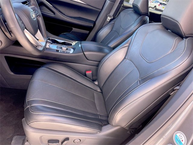 Used 2023 INFINITI QX60 Luxe image 11