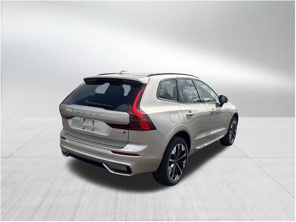 New 2026 Volvo XC60 B5 Plus image 5