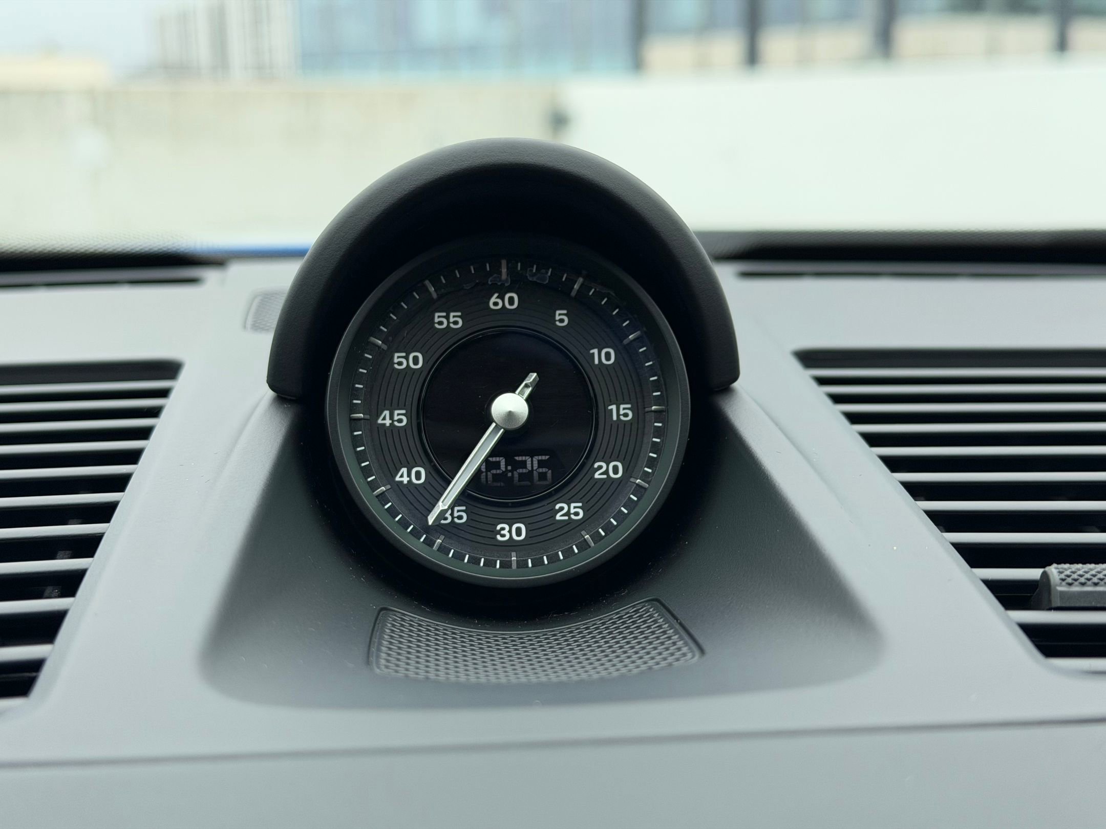 Certified 2025 Porsche 911 Carrera S image 28