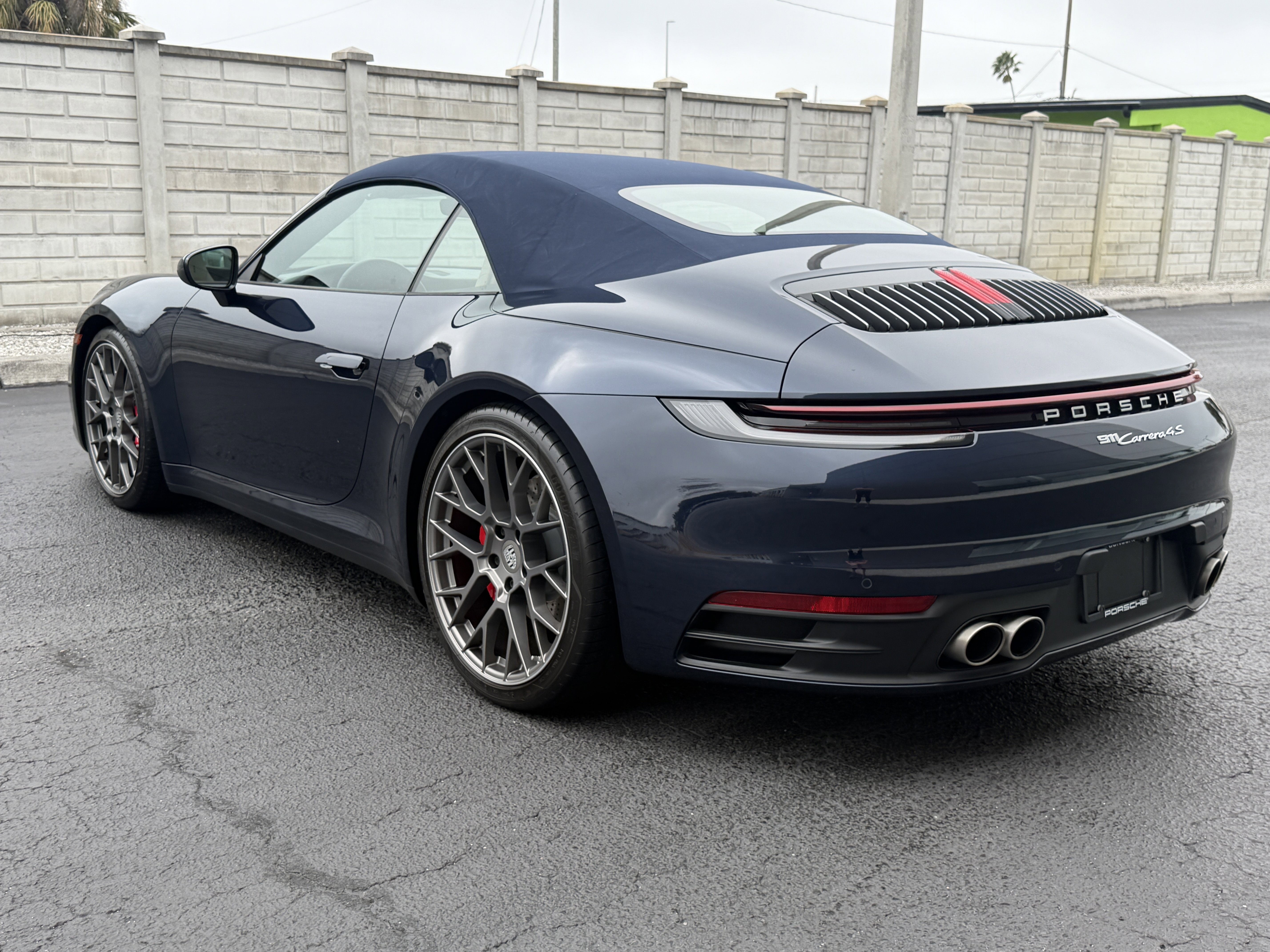 Certified 2020 Porsche 911 Carrera 4S image 3