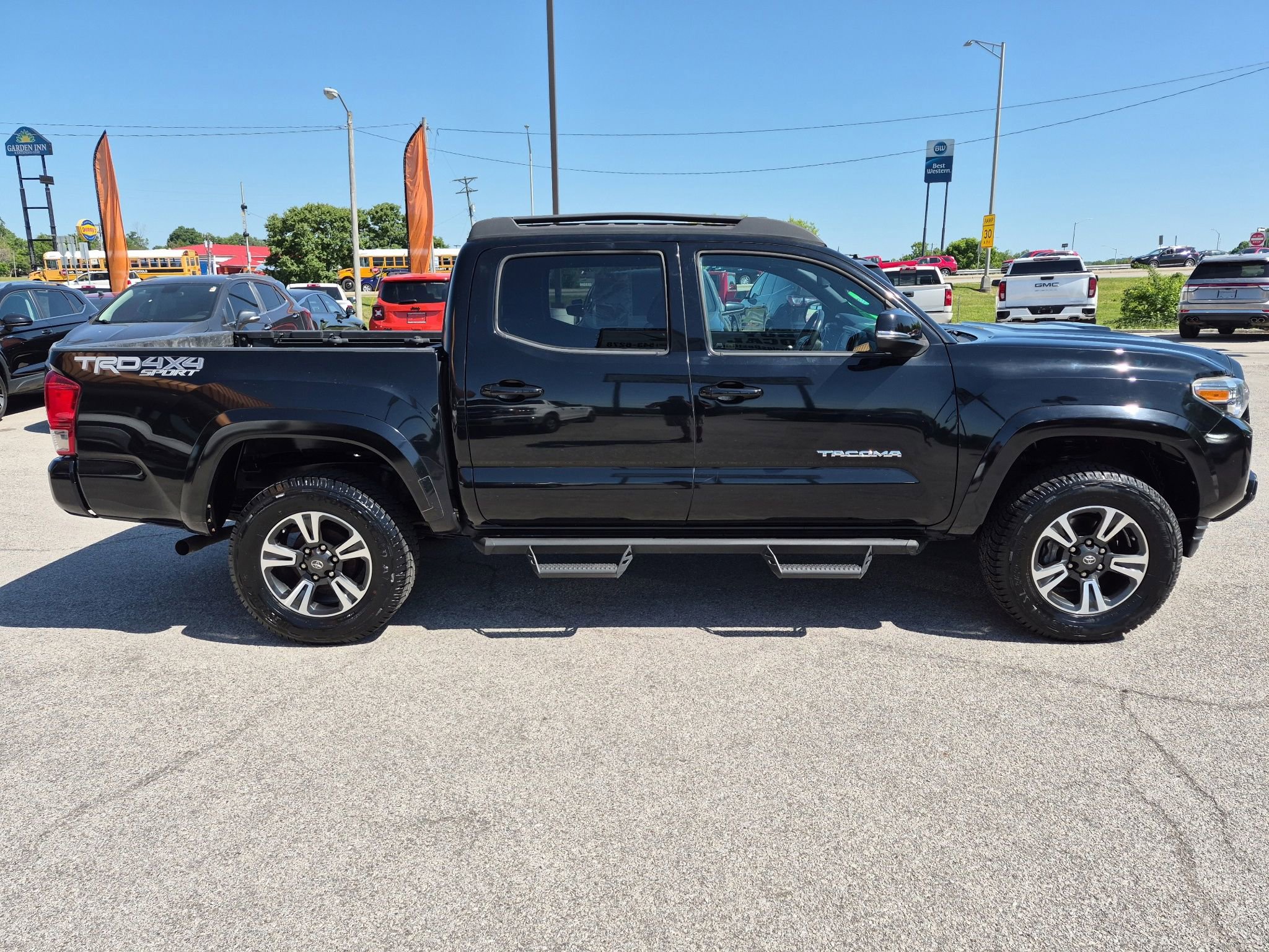 Used 2016 Toyota Tacoma TRD Sport AWD/4WD video 2