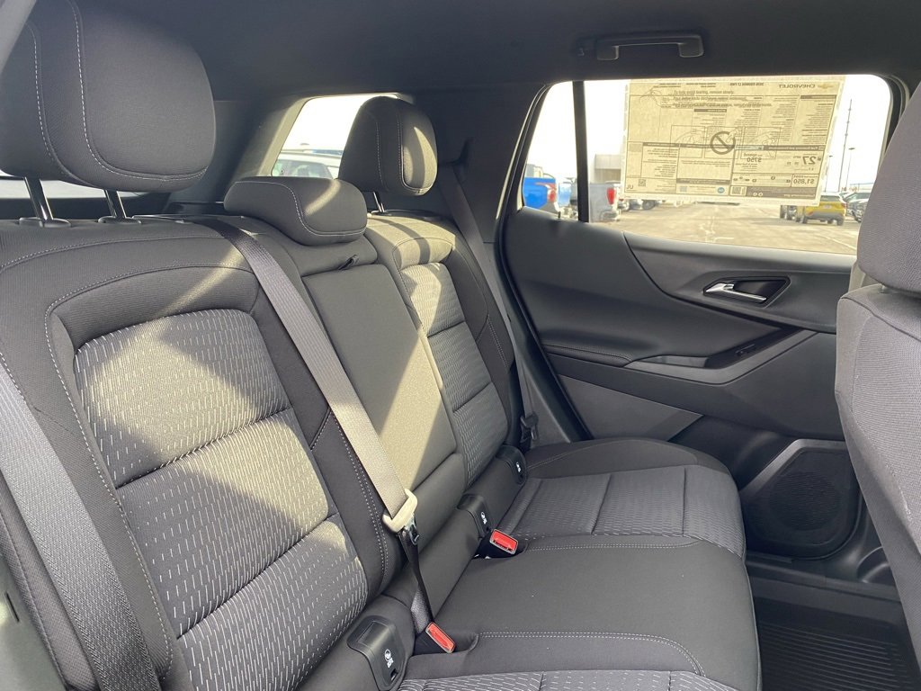 New 2026 Chevrolet Equinox LT w/ Midnight Edition image 23