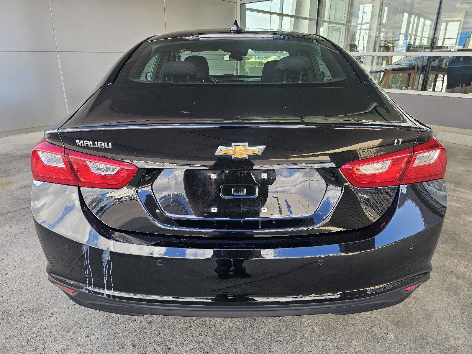 Used 2024 Chevrolet Malibu LT image 4