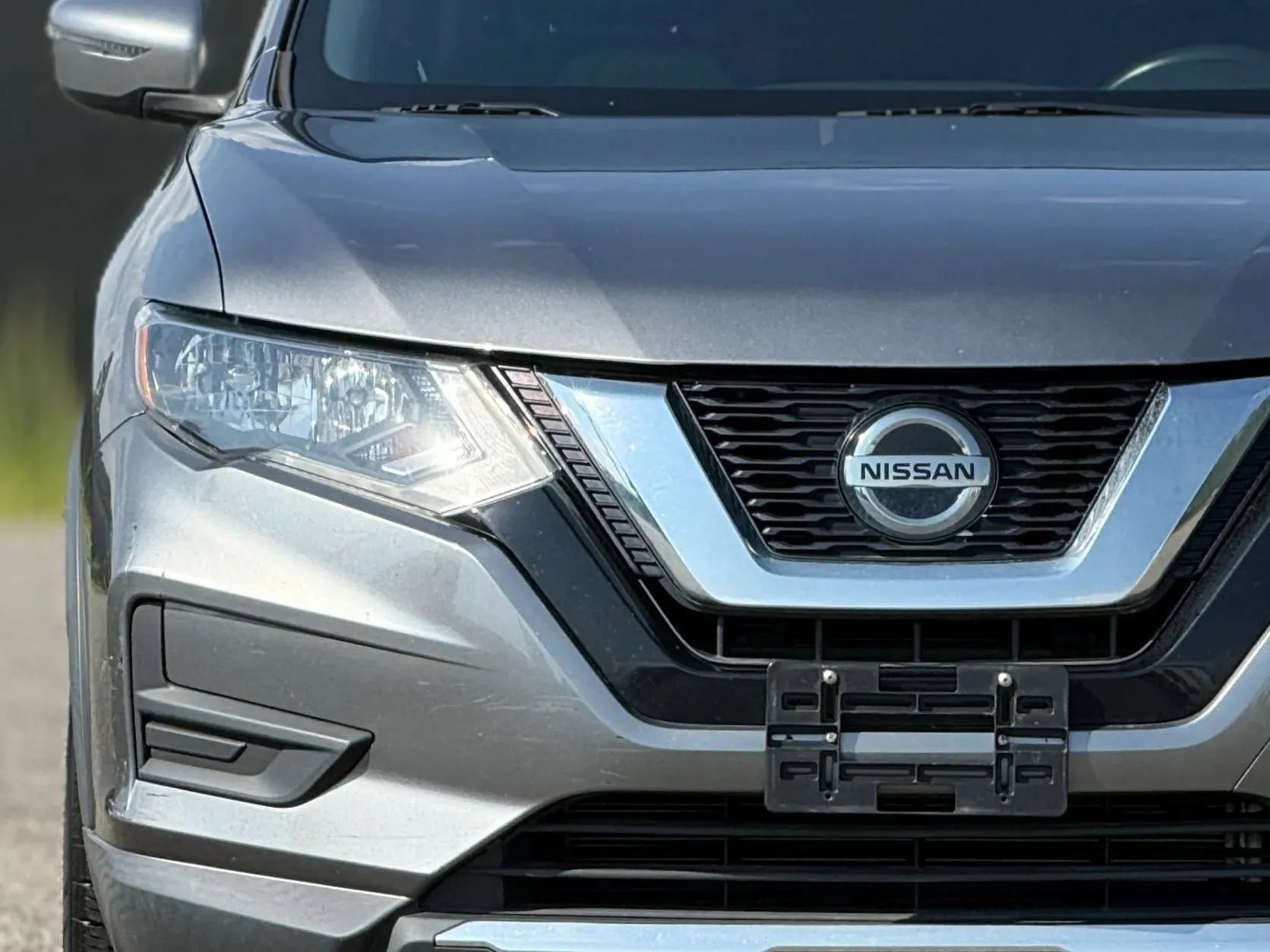 Used 2019 Nissan Rogue SV FWD image 11