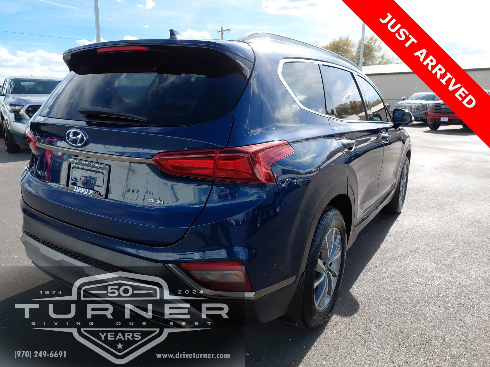Used 2020 Hyundai Santa Fe Limited w/ Cargo Package image 3