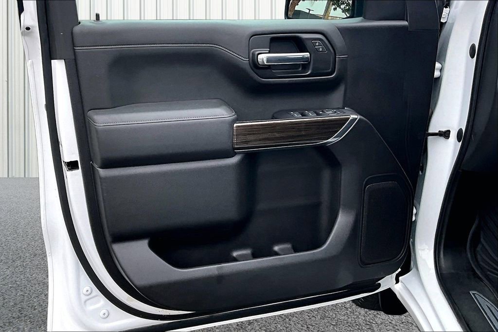 Used 2022 Chevrolet Silverado 1500 LT AWD/4WD image 16