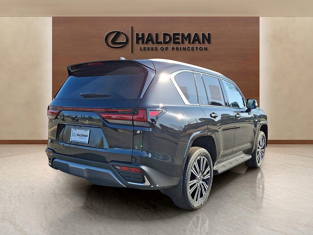 New 2026 Lexus LX 700h Luxury image 4