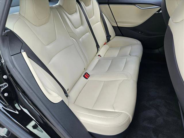 Used 2020 Tesla Model S Long Range Plus image 19