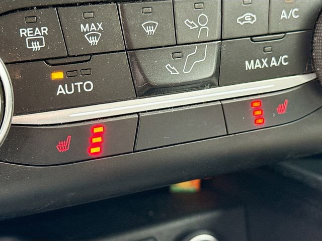 Certified 2020 Ford Escape SE image 22