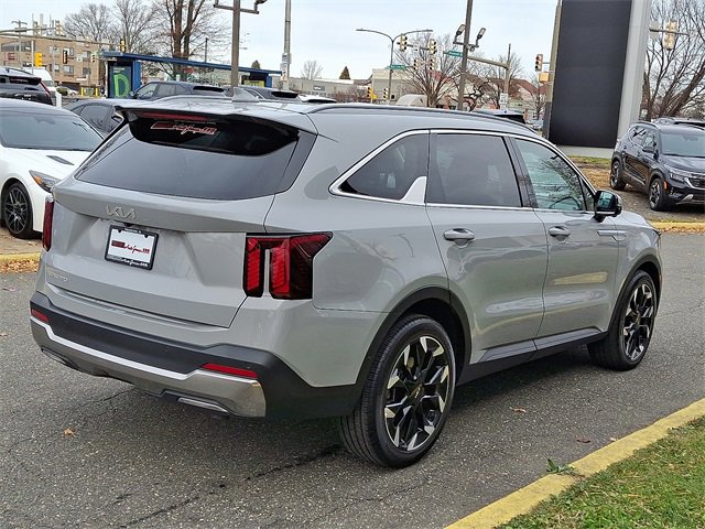 Certified 2025 Kia Sorento SX image 6