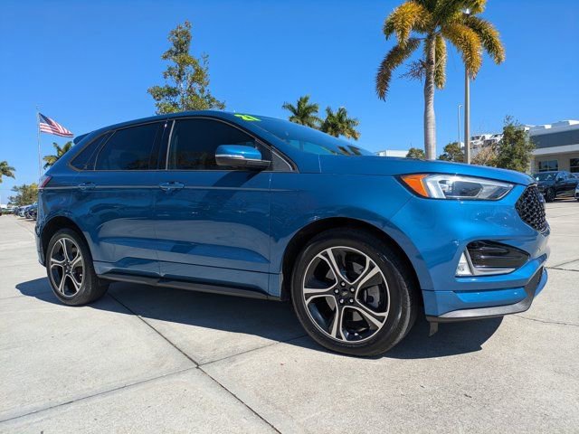 Used 2021 Ford Edge ST image 2
