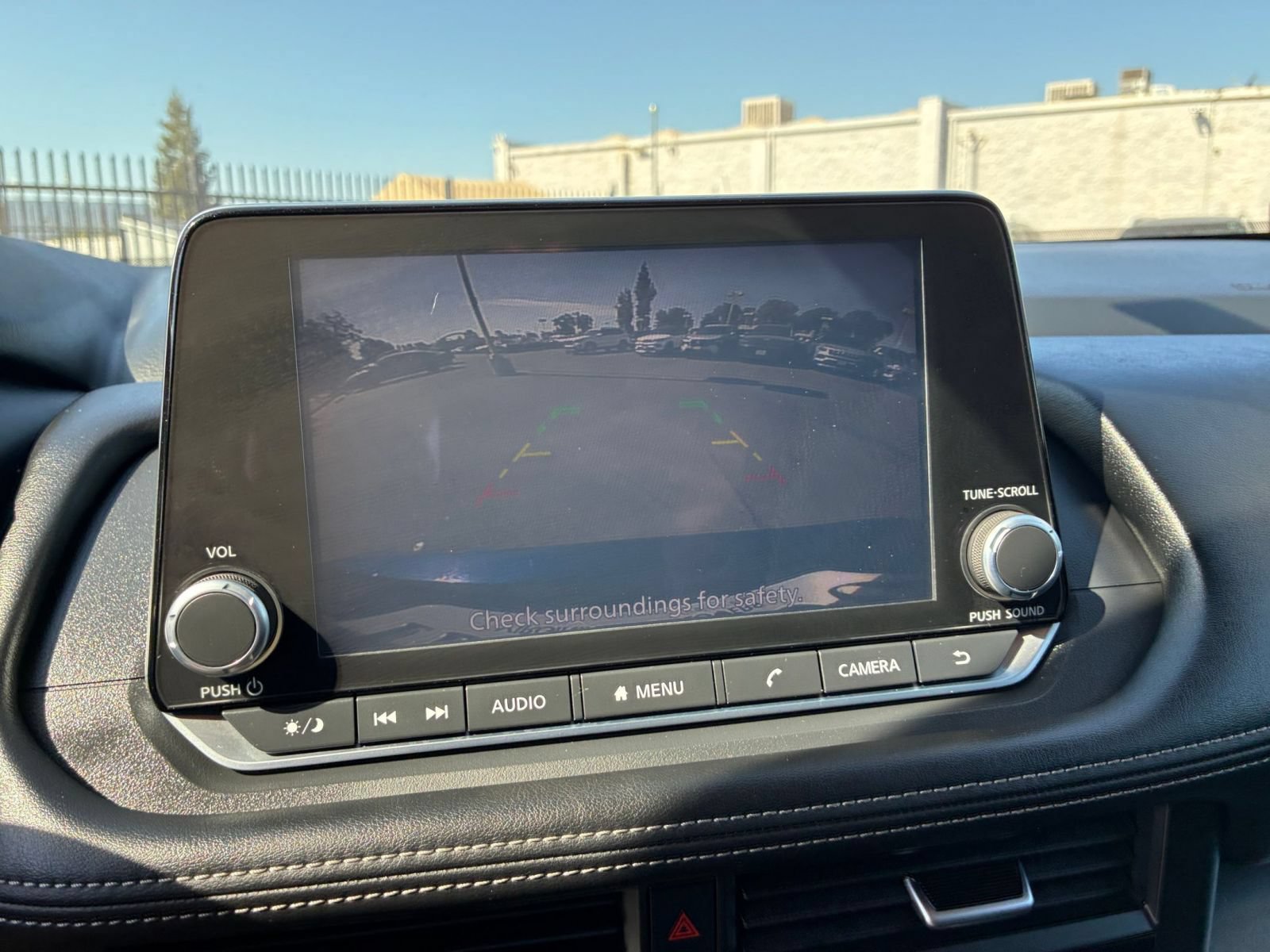 Used 2025 Nissan Rogue SV AWD/4WD image 25