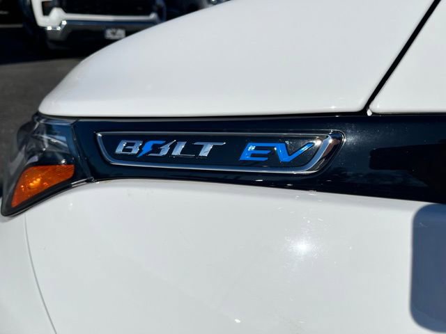 Used 2020 Chevrolet Bolt Premier w/ Infotainment Package image 15