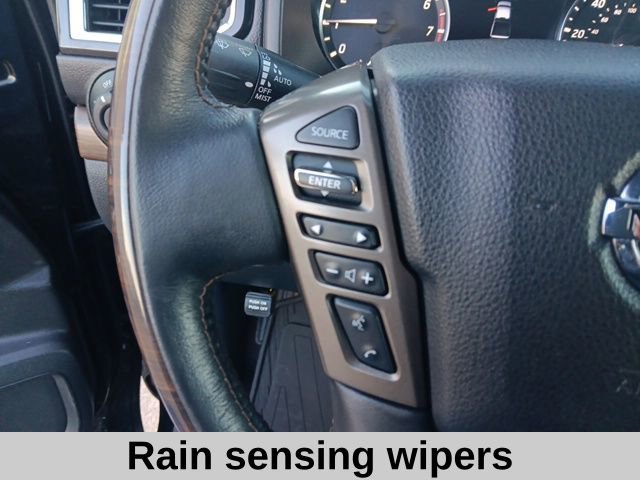 Used 2020 Nissan Titan Platinum Reserve w/ Moonroof Package image 15