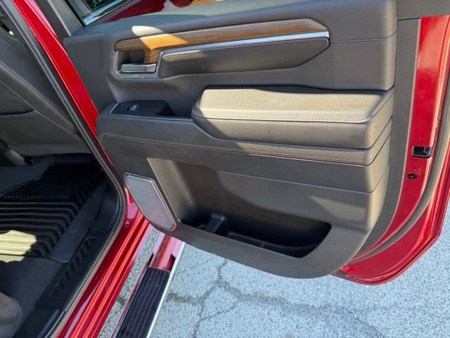 Used 2024 Chevrolet Silverado 2500 High Country w/ High Country Premium Package image 40