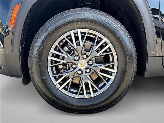 Used 2026 Chevrolet Traverse LT FWD image 10