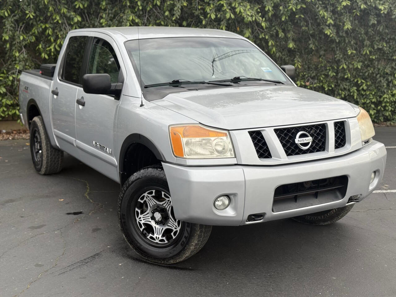 Used 2008 Nissan Titan PRO-4X image 2